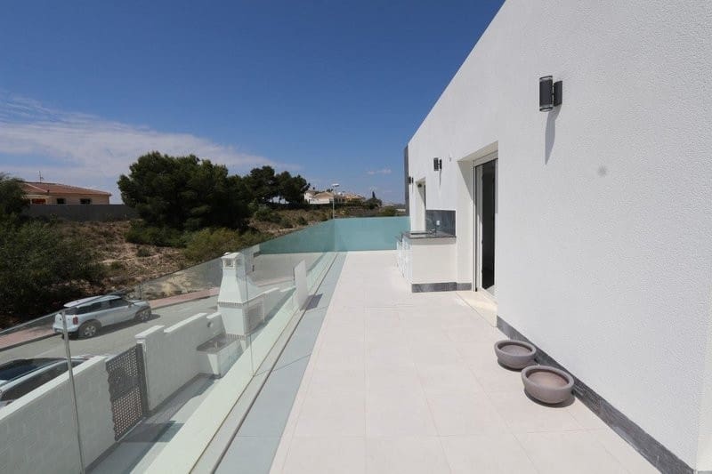 3 bedroom Villa for sale in Rojales - € 450,000 (Ref: 8199885)