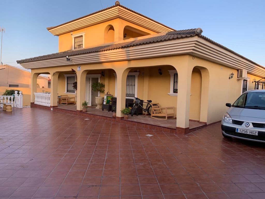 6 soveværelse Villa til salg i Los Balcones med swimmingpool garage - € 620.000 (Ref: 8199887)