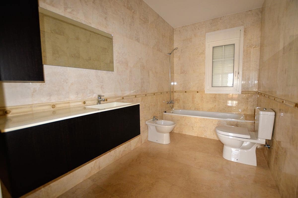 4 bedroom Villa for sale in Cabo Roig with pool garage - € 910,000 (Ref: 8199893)