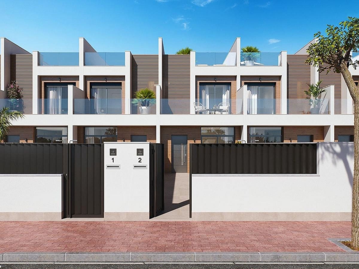 3 soveværelse Rækkehus til salg i San Pedro del Pinatar med swimmingpool garage - € 317.000 (Ref: 8199955)