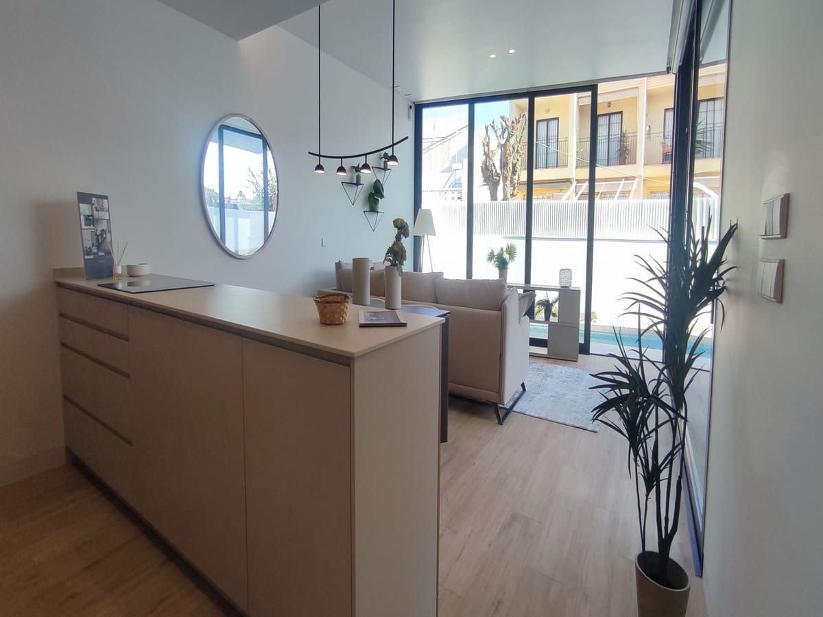 3 bedroom Villa for sale in Torre de la Horadada with pool garage - € 628,000 (Ref: 8199964)