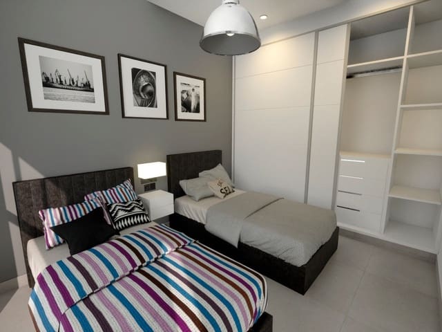 Chalet de 3 habitaciones en Los Alcázares en venta con piscina garaje - 349.900 € (Ref: 8199999)