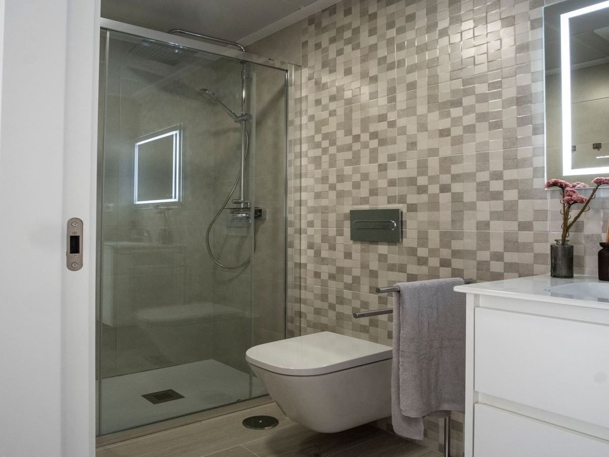 3 sypialnia Dom szeregowy na sprzedaż w Avileses z basenem garażem - 289 000 € (Ref: 8200006)