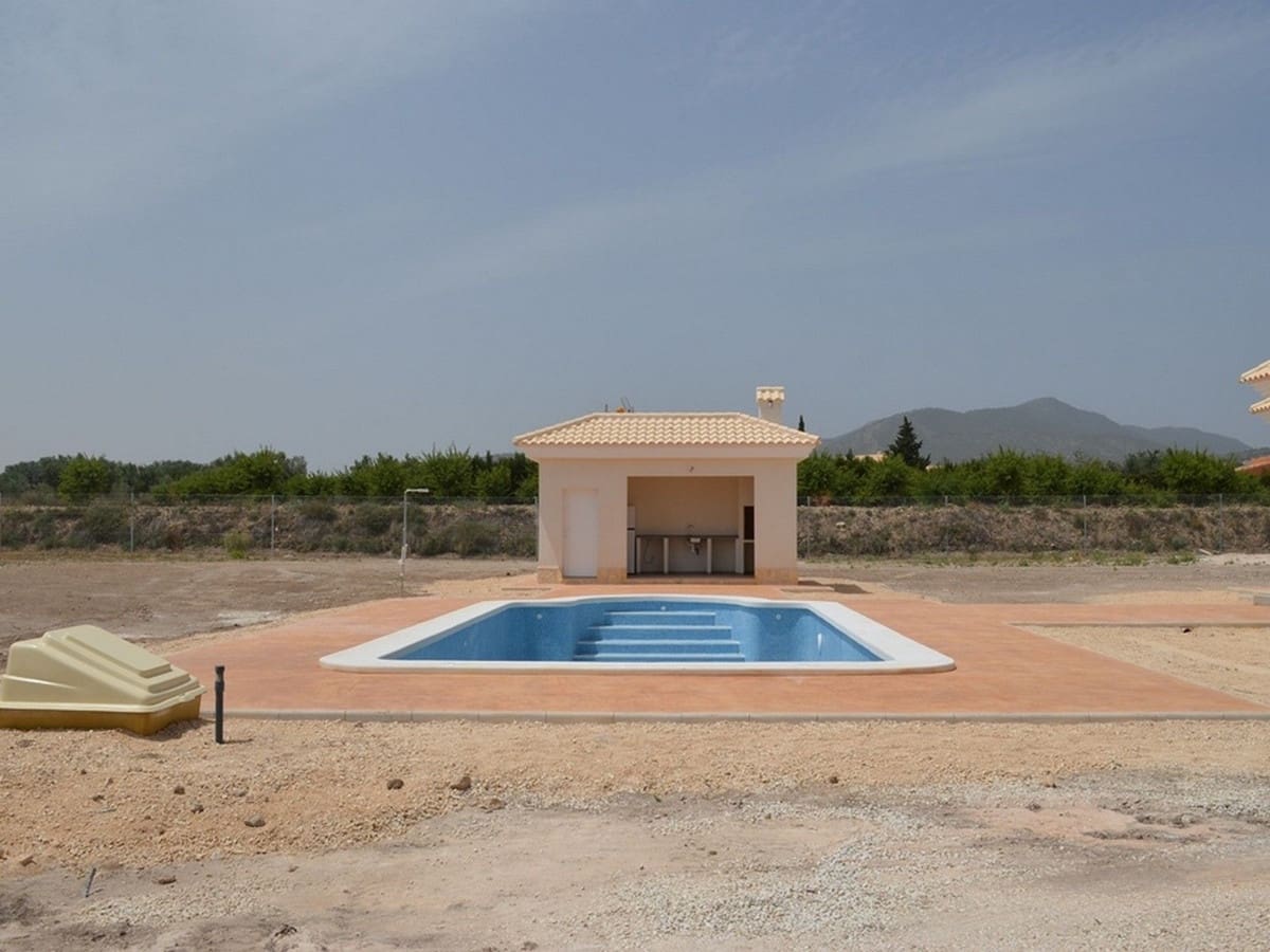 4 bedroom Villa for sale in Pinoso with pool garage - € 454,000 (Ref: 8200032)