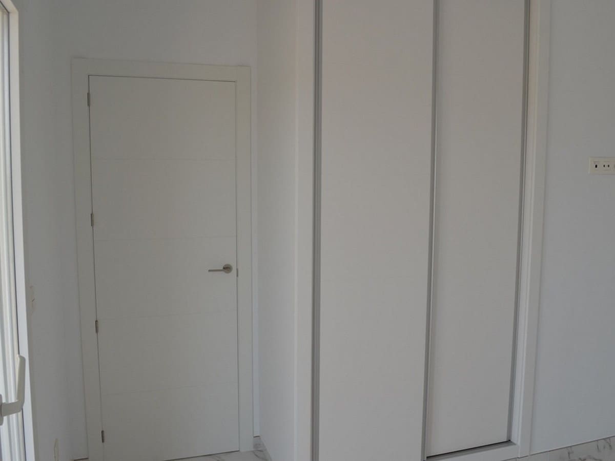 4 bedroom Villa for sale in Pinoso with pool garage - € 454,000 (Ref: 8200032)