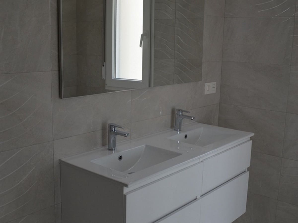 4 sypialnia Willa na sprzedaż w Pinoso z basenem garażem - 454 000 € (Ref: 8200032)