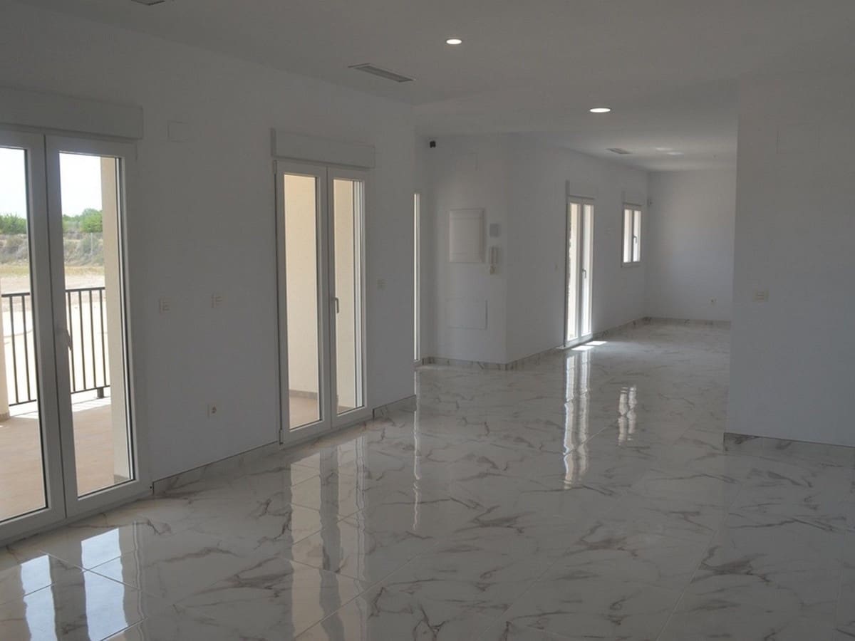 4 bedroom Villa for sale in Pinoso with pool garage - € 454,000 (Ref: 8200032)