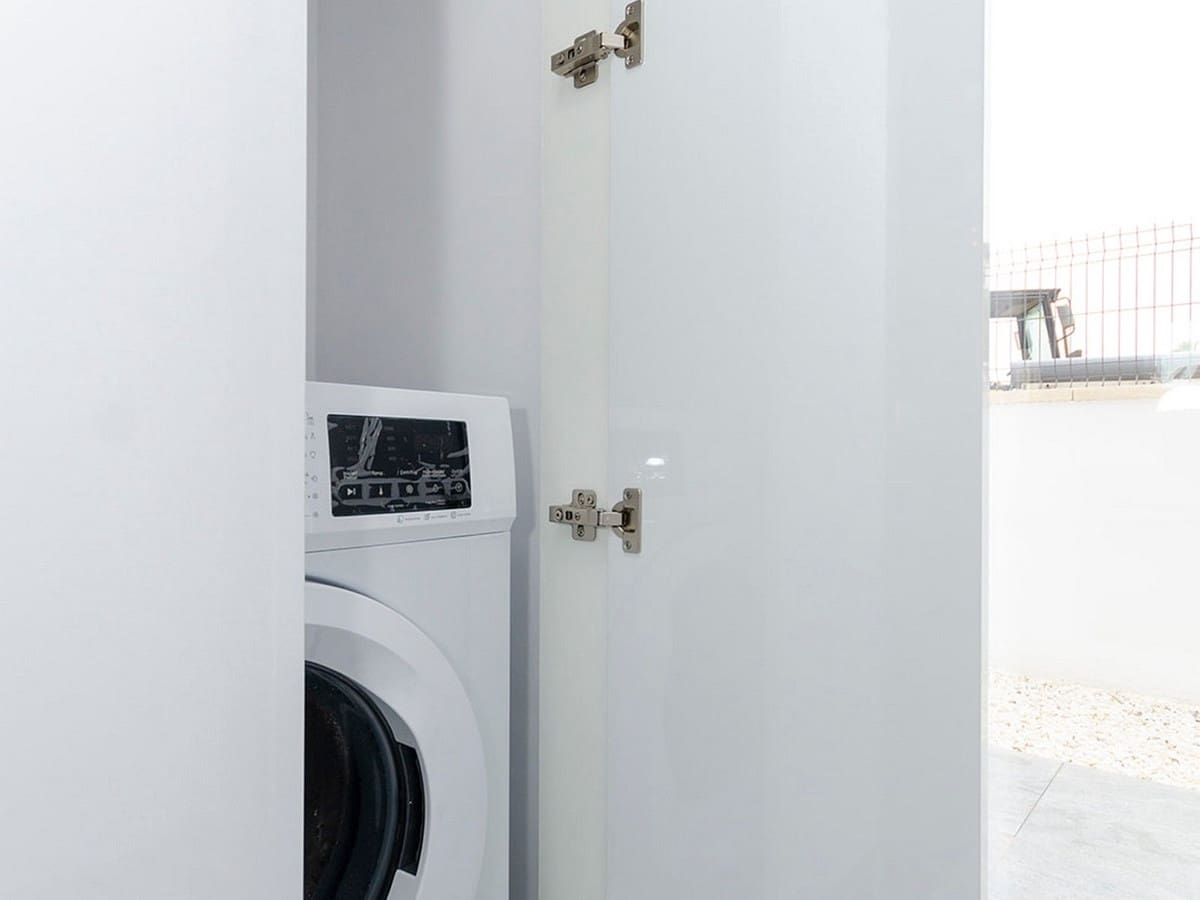 3 sypialnia Willa na sprzedaż w Torrevieja z basenem garażem - 385 000 € (Ref: 8200035)