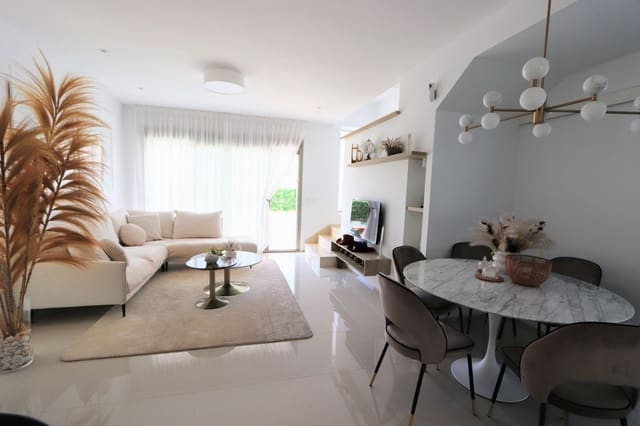 4 slaapkamer Villa te koop in Centro, Los Alcázares met zwembad garage - € 650.000 (Ref: 8200036)