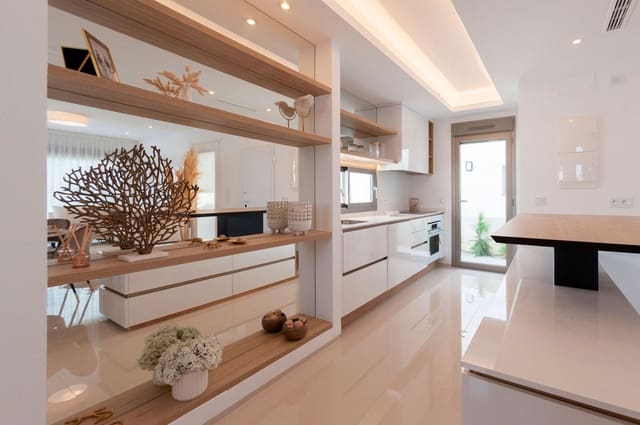 4 soveværelse Villa til salg i Centro, Los Alcázares med swimmingpool garage - € 650.000 (Ref: 8200036)