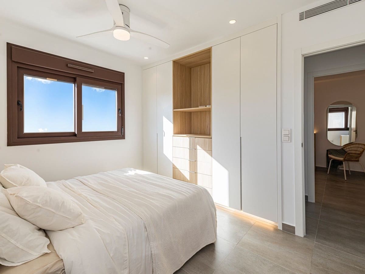 2 bedroom Apartment for sale in Pilar de la Horadada with pool garage - € 252,900 (Ref: 8200051)