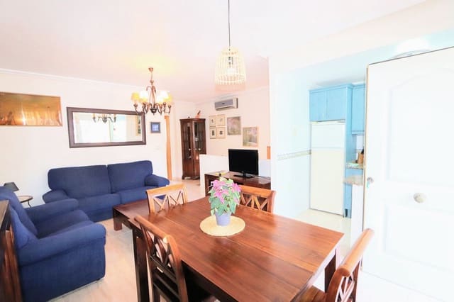 Casa de 3 habitaciones en Villamartin, Orihuela en venta con piscina - 175.000 € (Ref: 8200055)