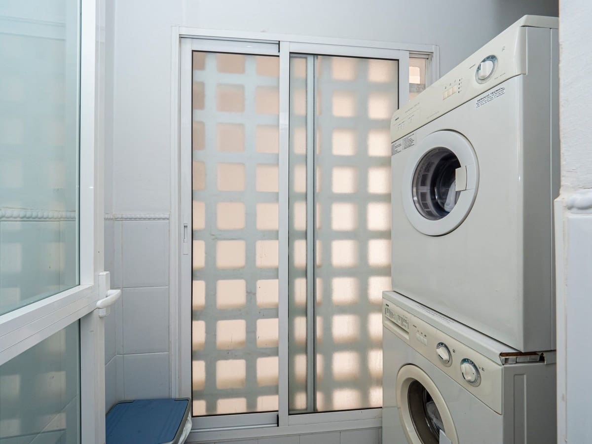 2 soverom Leilighet til salgs i Puerto Banus med svømmebasseng garasje - € 1 575 000 (Ref: 8209046)