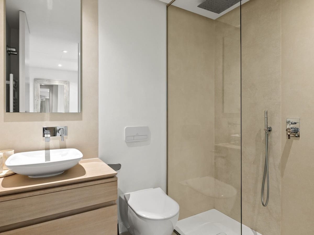 7 bedroom Apartment for sale in Nueva Andalucia with pool garage - € 3,700,000 (Ref: 8209047)