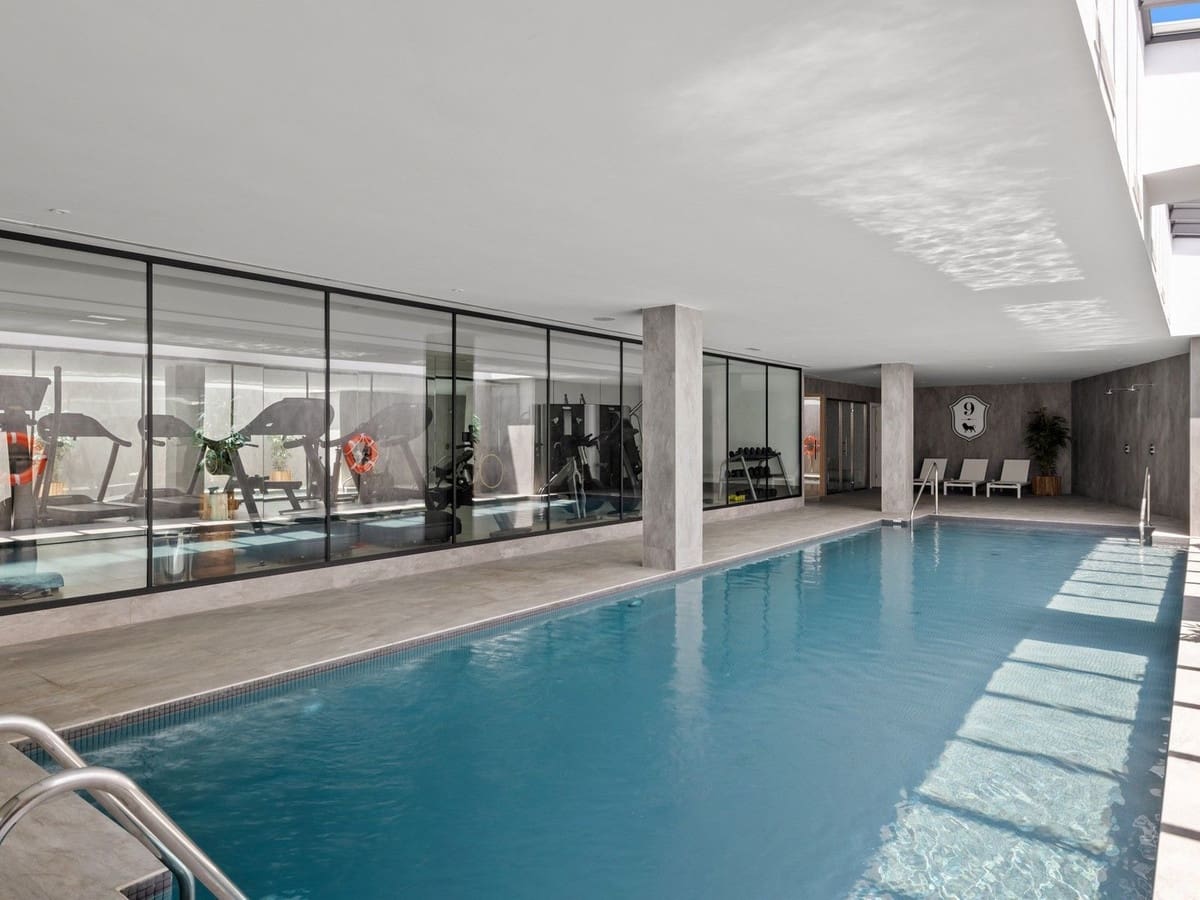 7 Zimmer Apartment zu verkaufen in Nueva Andalucia mit Pool Garage - 3.700.000 € (Ref: 8209047)