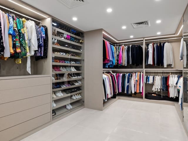 7 soveværelse Lejlighed til salg i Los Naranjos, Marbella med swimmingpool garage - € 3.700.000 (Ref: 8209047)