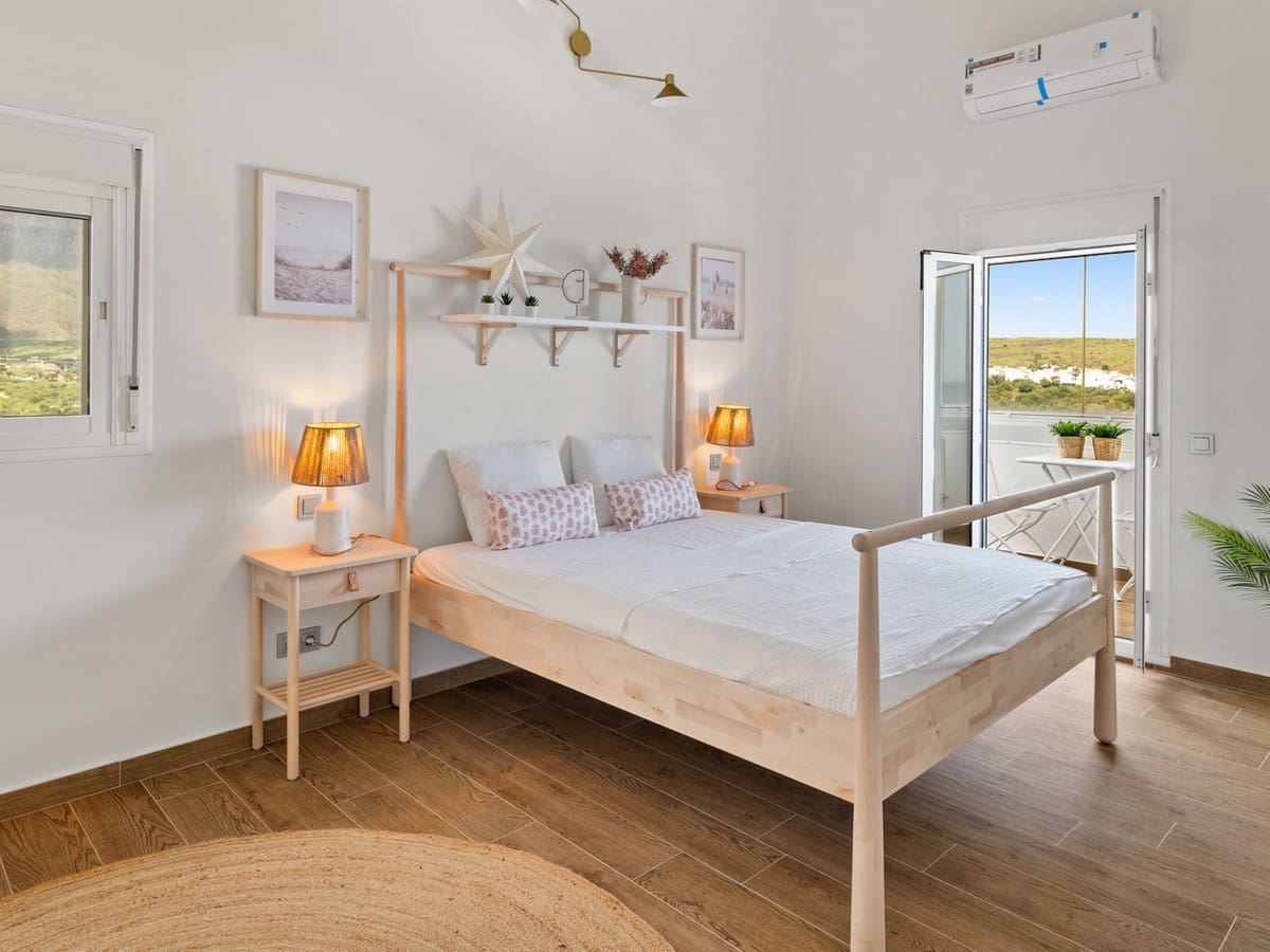 3 makuuhuone Huoneisto myytävänä paikassa Estepona mukana uima-altaan - 749 000 € (Ref: 8226073)