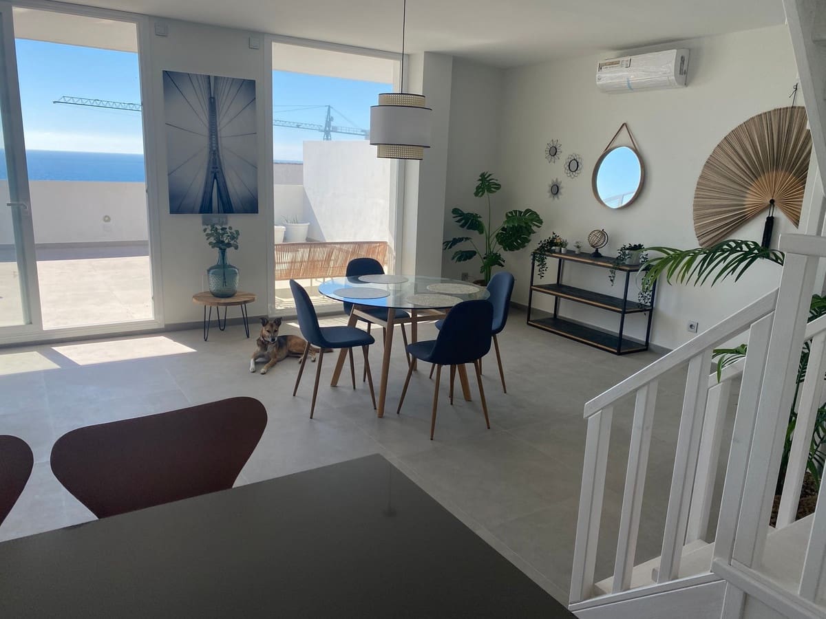 3 makuuhuone Huoneisto myytävänä paikassa Estepona mukana uima-altaan - 749 000 € (Ref: 8226073)