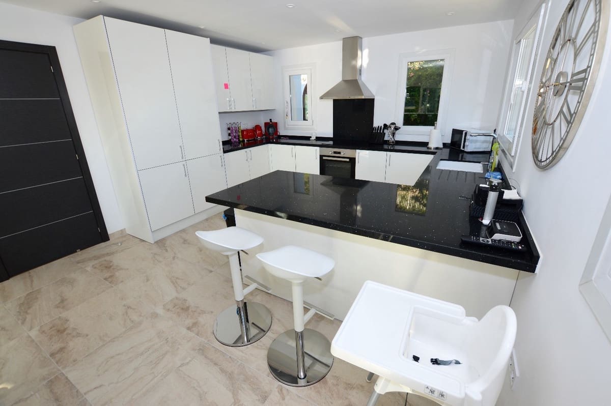 6 sovrum Villa till salu i Benalmadena med pool - 1 450 000 € (Ref: 8226076)