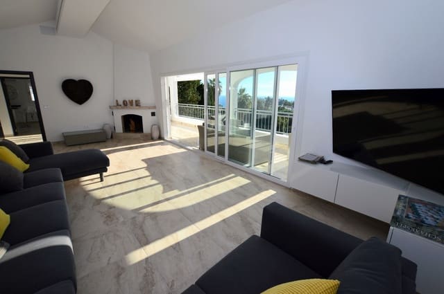 6 soveværelse Villa til salg i Torremuelle, Benalmádena med swimmingpool - € 1.450.000 (Ref: 8226076)
