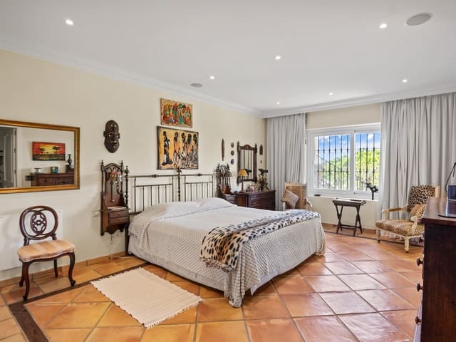 4 makuuhuone Huvila myytävänä paikassa Montemayor - Marbella Club, Benahavís mukana uima-altaan 
autotalli - 3 250 000 € (Ref: 8229190)