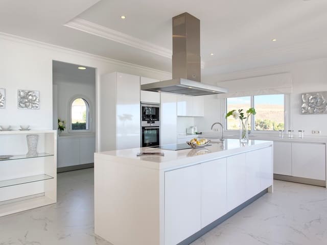 8 slaapkamer Villa te koop in Los Flamingos, Benahavís met zwembad garage - € 3.995.000 (Ref: 8229191)