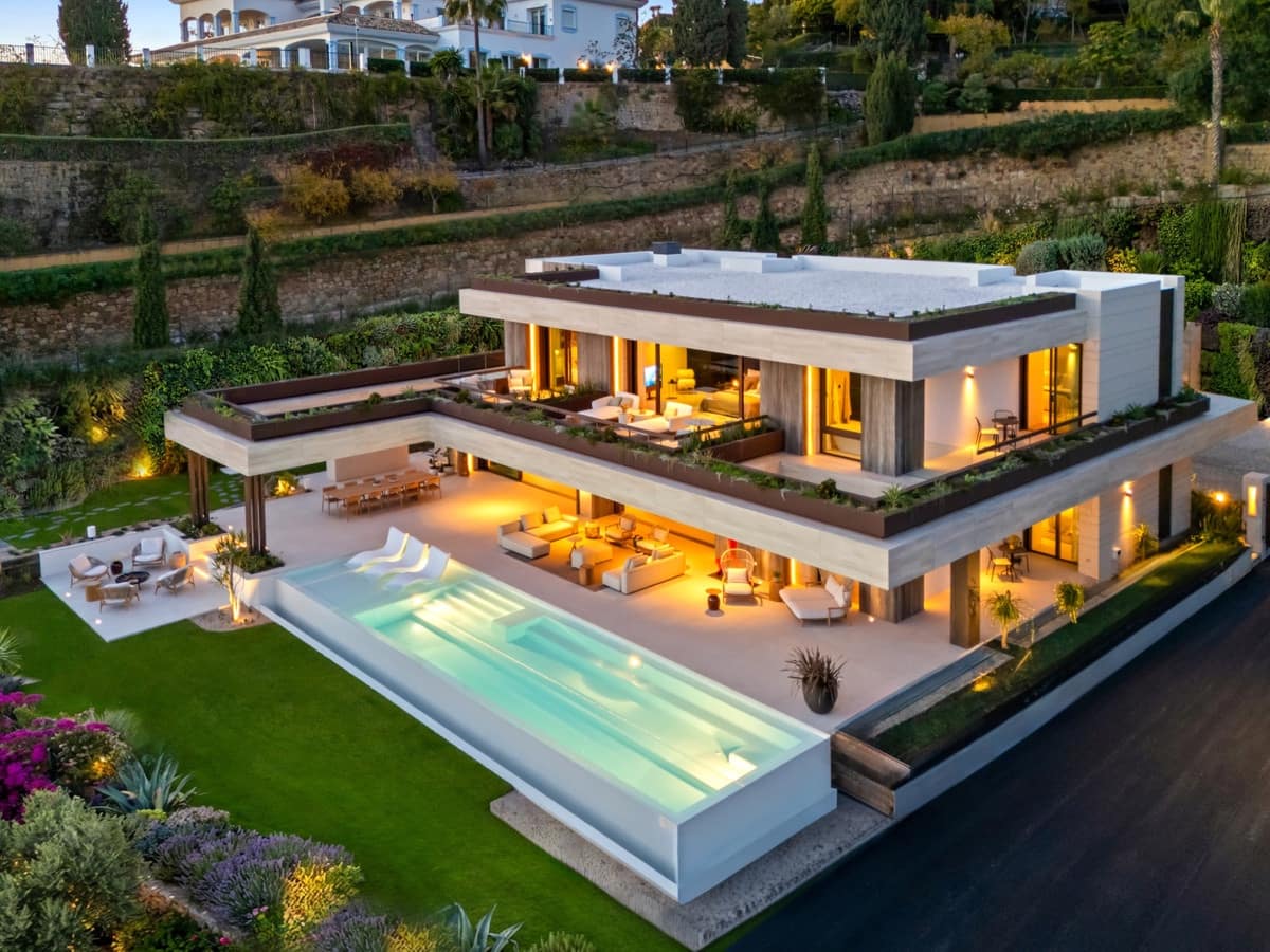 5 sovrum Villa till salu i Benahavis med pool - 6 495 000 € (Ref: 8242702)