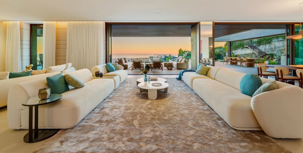 5 sovrum Villa till salu i Benahavis med pool - 6 495 000 € (Ref: 8242702)