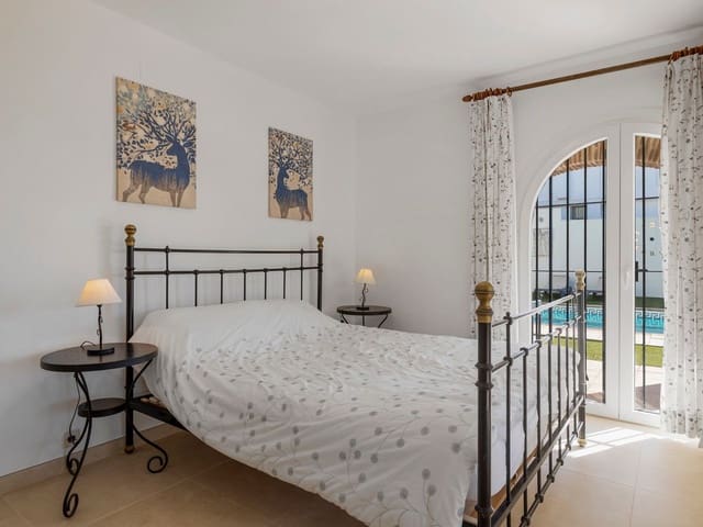 4 soveværelse Villa til salg i Valle Romano Golf, Estepona med swimmingpool garage - € 890.000 (Ref: 8247547)