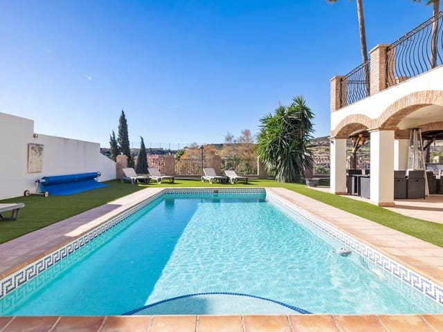 4 chambre Villa/Maison à vendre à Valle Romano Golf, Estepona avec piscine garage - 890 000 € (Ref: 8247547)