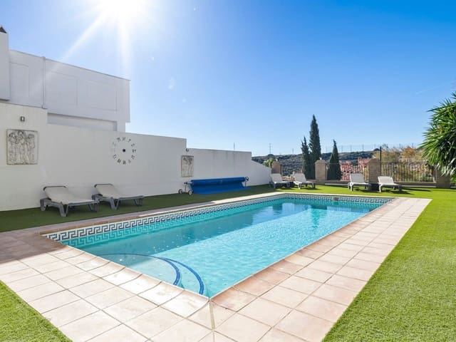 4 chambre Villa/Maison à vendre à Valle Romano Golf, Estepona avec piscine garage - 890 000 € (Ref: 8247547)