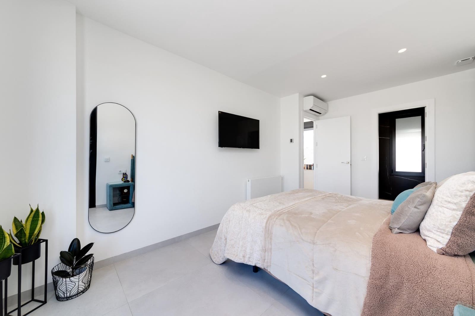 3 soverom Villa til salgs i Pilar de la Horadada med svømmebasseng garasje - € 594 000 (Ref: 8300332)
