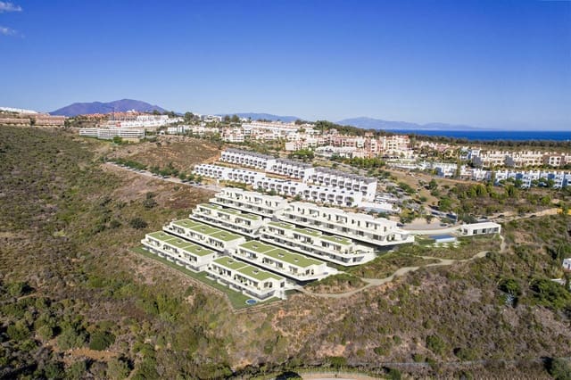 3 bedroom Townhouse for sale in Chullera, Manilva with pool - € 420,000 (Ref: 8322665)
