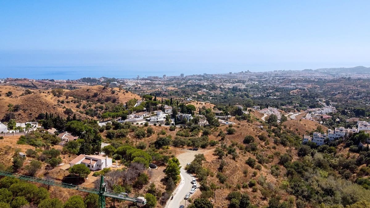 4 soverom Villa til salgs i Mijas med svømmebasseng - € 1 975 000 (Ref: 8332626)