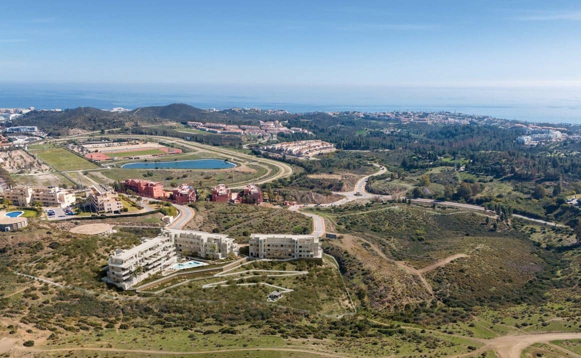 Apartamento de 2 habitaciones en Mijas en venta con piscina - 395.000 € (Ref: 8339630)