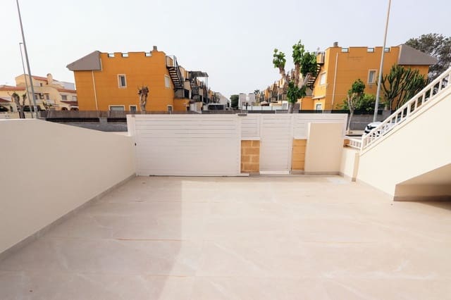 2 slaapkamer Appartement te koop in Torre de la Horadada, Pilar de la Horadada met zwembad garage - € 225.000 (Ref: 8339632)