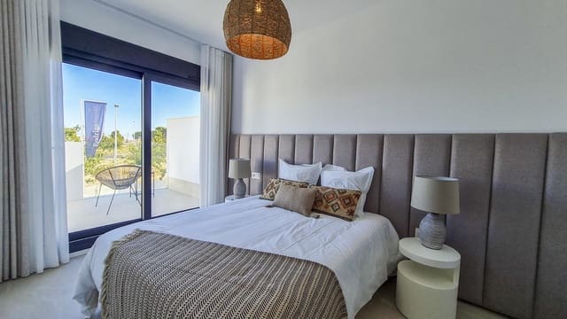 Chalet de 3 habitaciones en San Pedro del Pinatar ciudad, San Pedro del Pinatar en venta con piscina garaje - 384.900 € (Ref: 8359790)