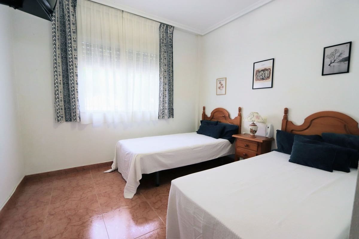4 chambre Villa/Maison à vendre à Torre de la Horadada - 249 000 € (Ref: 8363082)