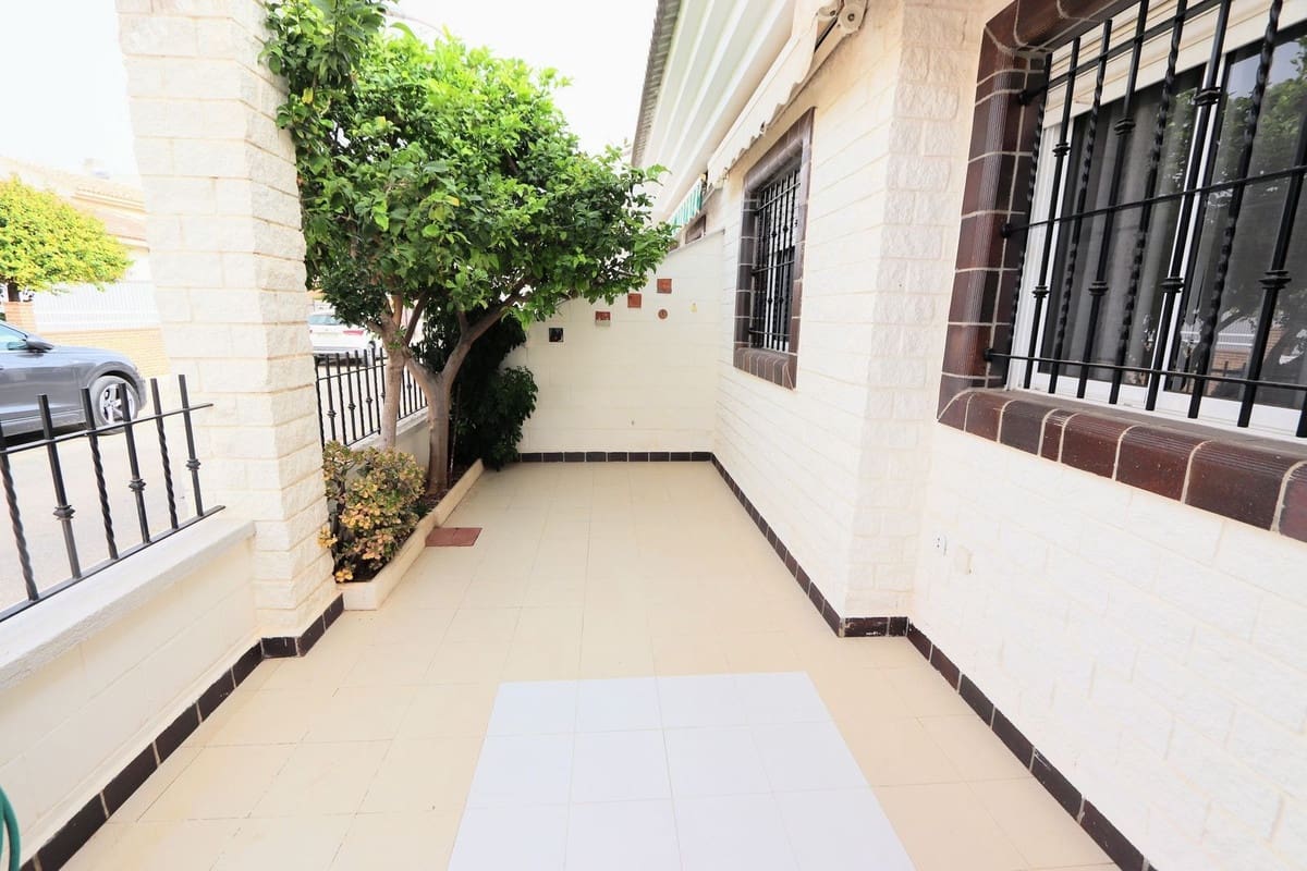 4 chambre Villa/Maison à vendre à Torre de la Horadada - 249 000 € (Ref: 8363082)
