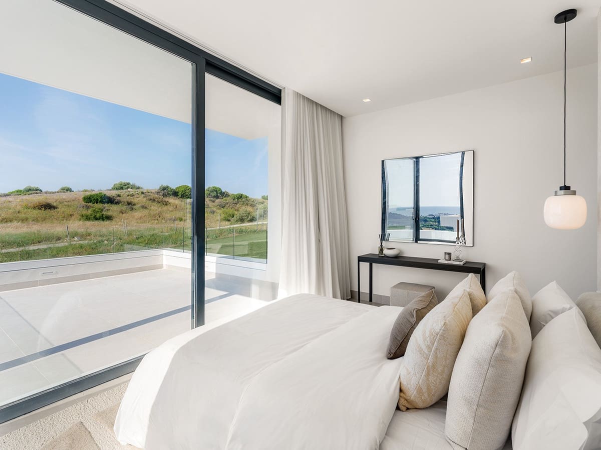 3 soveværelse Villa til salg i Estepona med swimmingpool - € 1.500.000 (Ref: 8383038)