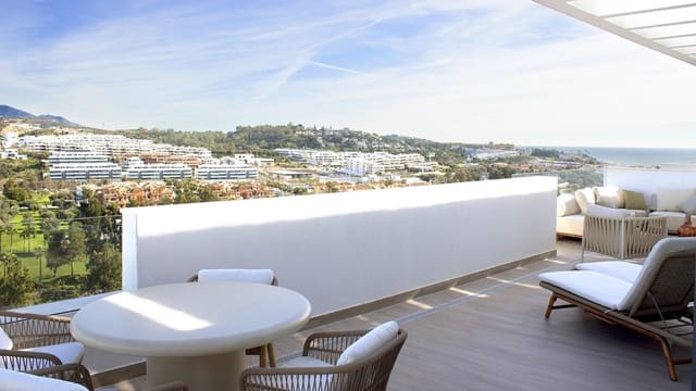 1 soveværelse Penthouse til salg i La Cala de Mijas, Mijas med swimmingpool - € 680.000 (Ref: 8419474)