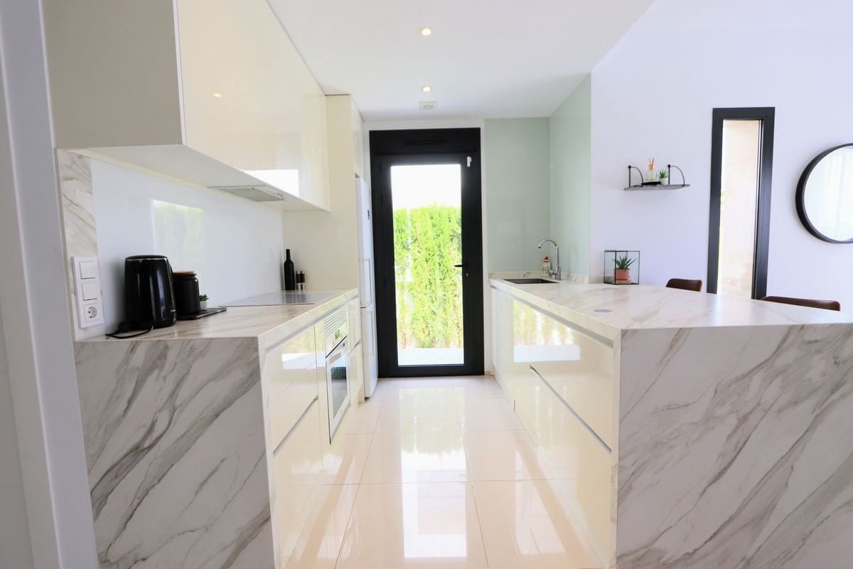 3 camera da letto Villa in vendita in Ciudad Quesada con piscina garage - 545.000 € (Rif: 8445860)