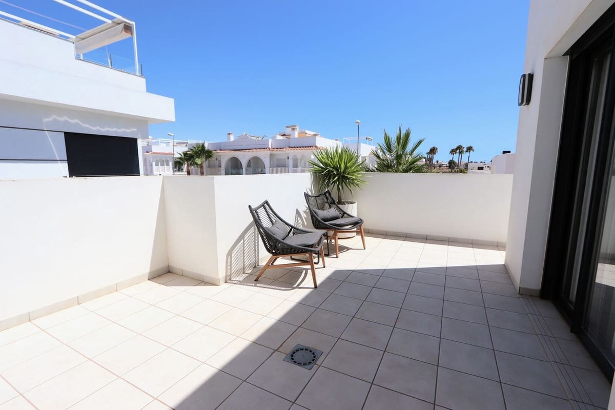 3 camera da letto Villa in vendita in Ciudad Quesada con piscina garage - 545.000 € (Rif: 8445860)