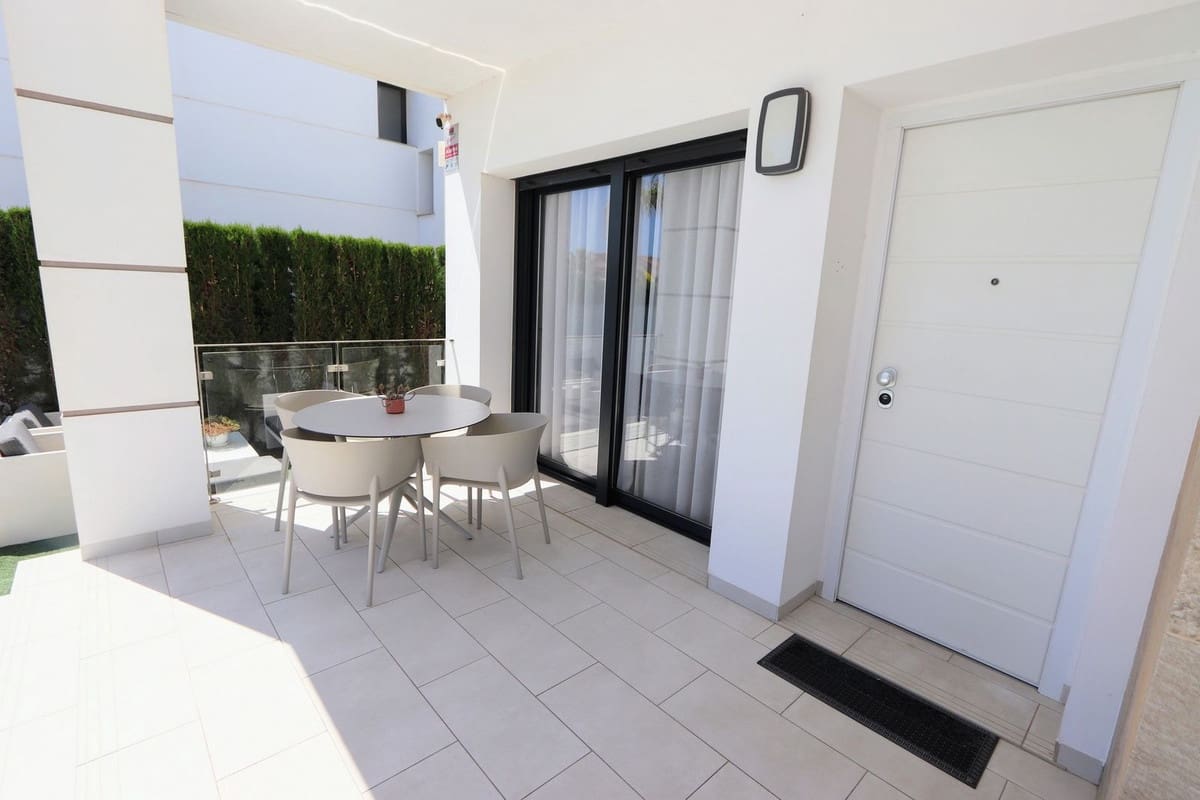 3 camera da letto Villa in vendita in Ciudad Quesada con piscina garage - 545.000 € (Rif: 8445860)