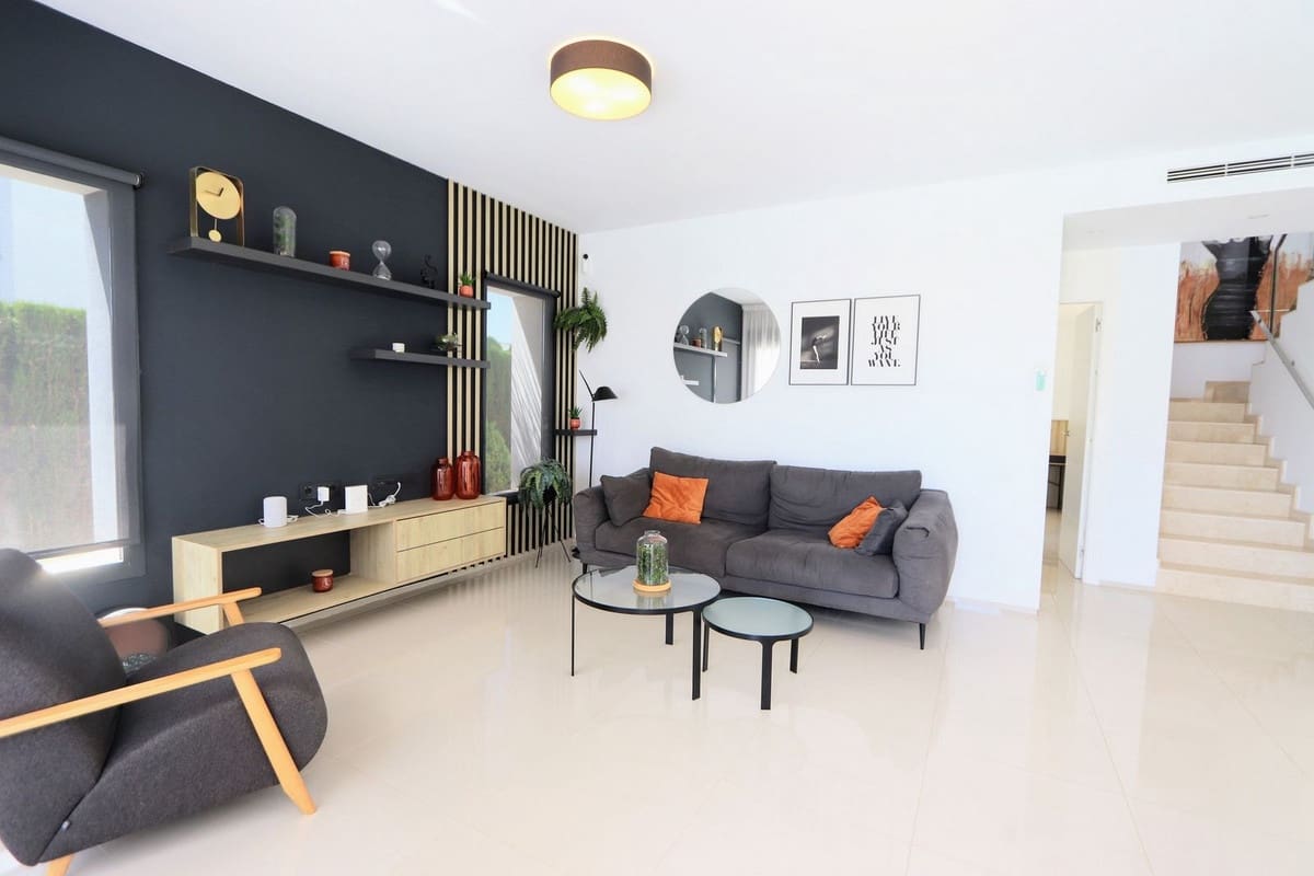 3 camera da letto Villa in vendita in Ciudad Quesada con piscina garage - 545.000 € (Rif: 8445860)