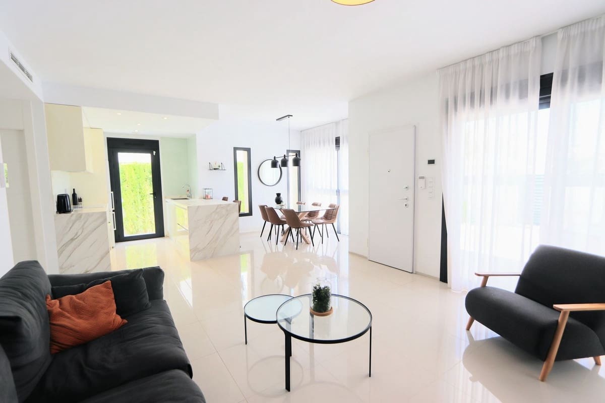 3 camera da letto Villa in vendita in Ciudad Quesada con piscina garage - 545.000 € (Rif: 8445860)