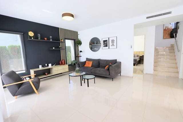 3 camera da letto Villa in vendita in Ciudad Quesada, Rojales con piscina garage - 545.000 € (Rif: 8445860)