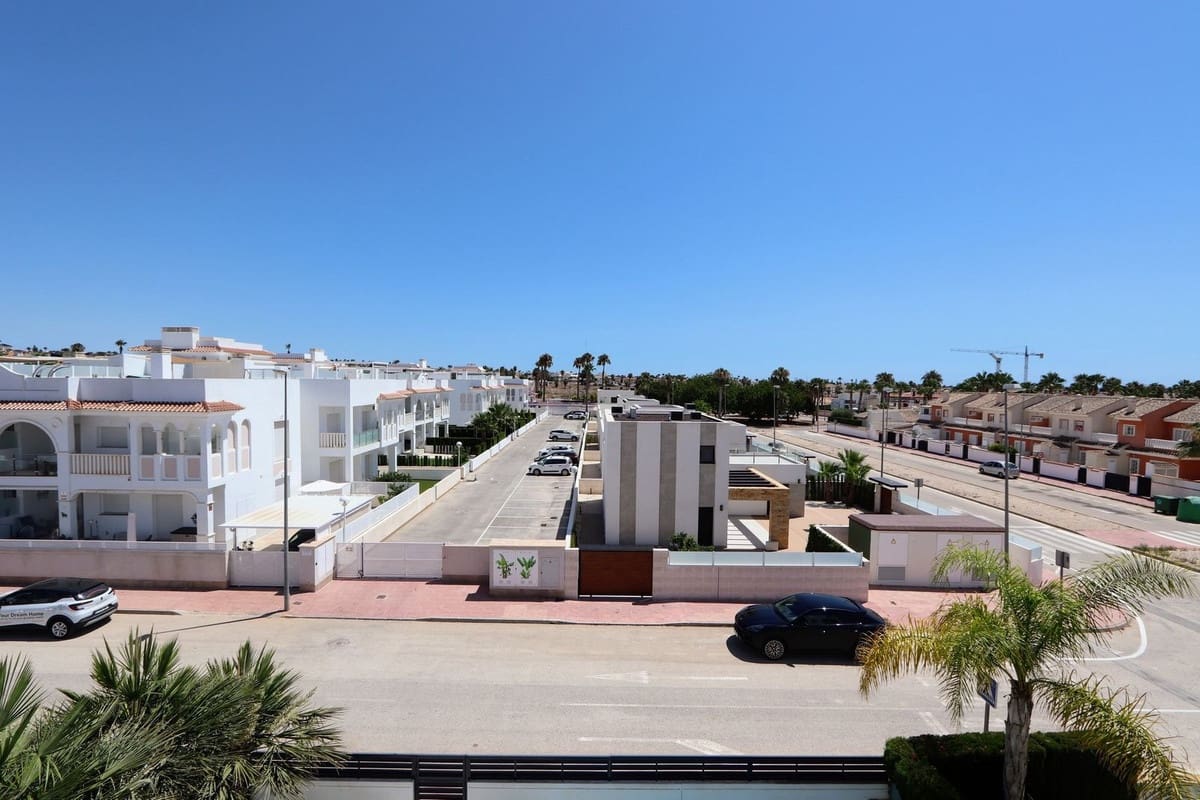 3 camera da letto Villa in vendita in Ciudad Quesada con piscina garage - 545.000 € (Rif: 8445860)