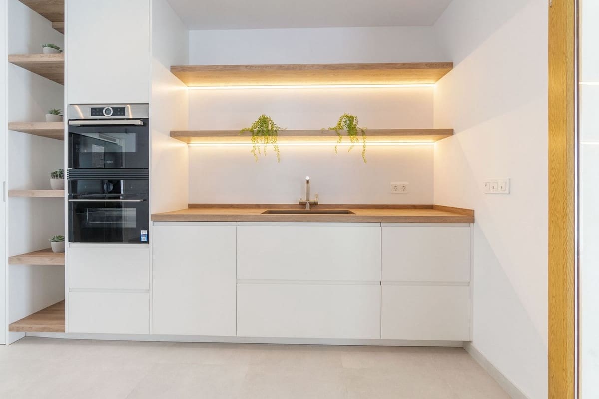 4 bedroom Villa for sale in Torrevieja with pool garage - € 795,000 (Ref: 8450059)