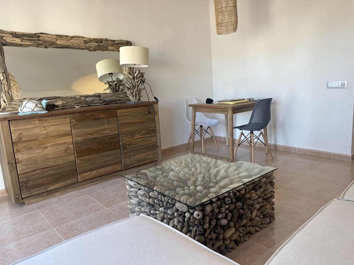 1 slaapkamer Appartement te koop in Corralejo met zwembad - € 147.870 (Ref: 8460309)